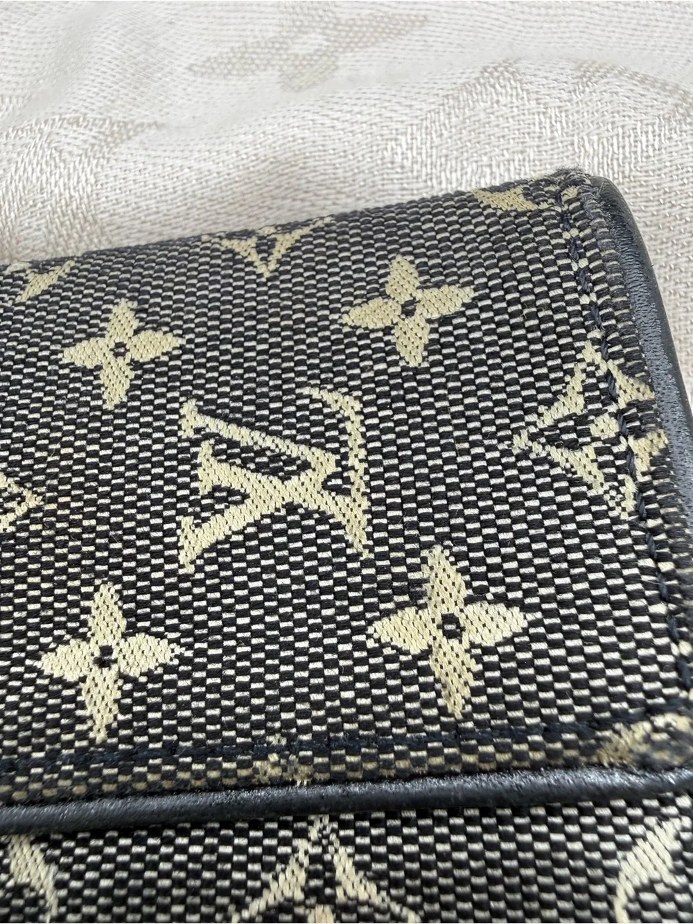 Louis Vuitton mini lin Black & Beige Monogram Compact Fold Wallet Denim
